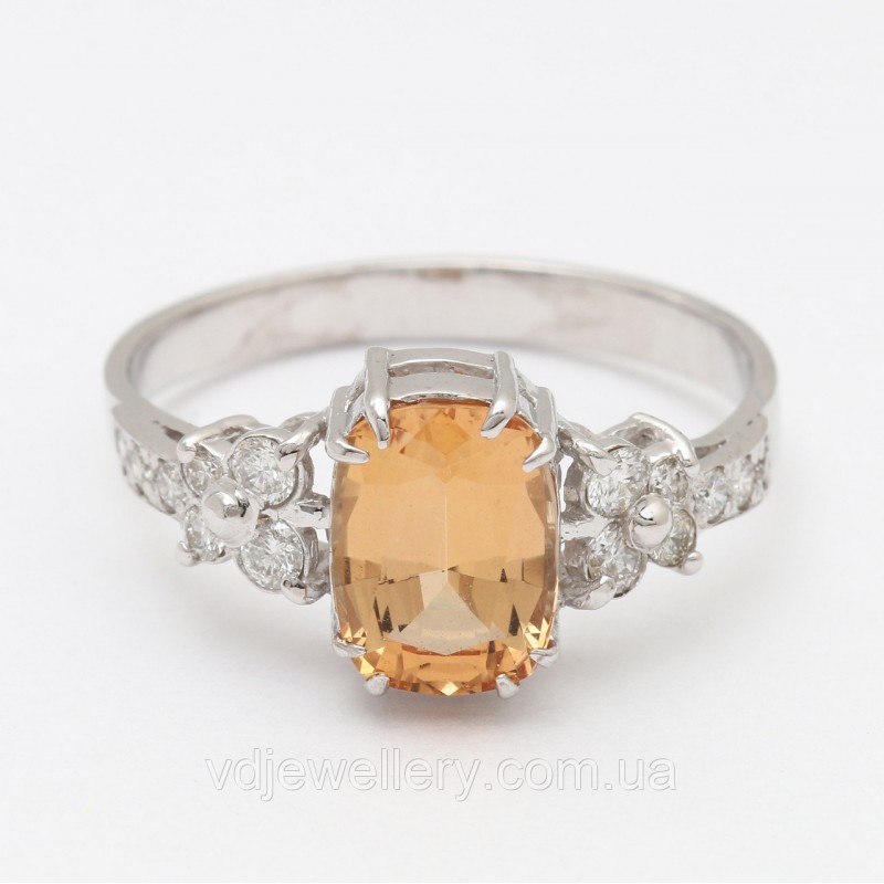 Золотое кольцо с бриллиантами 2297467