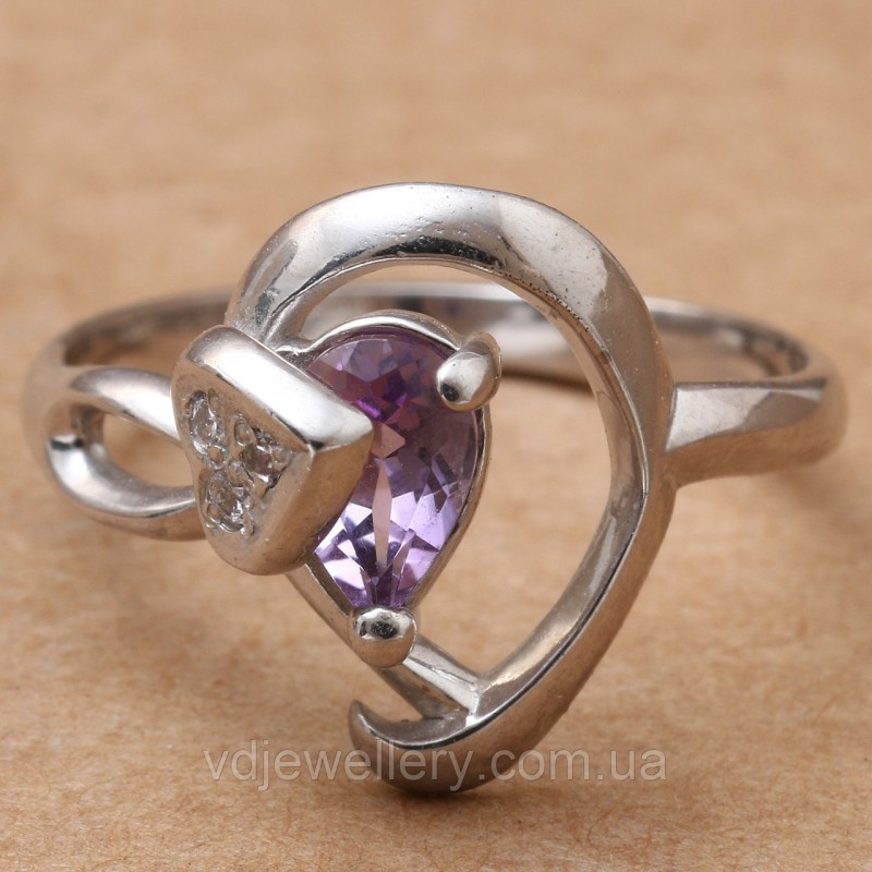 Серебряное кольцо с аметистом КЖХ-16