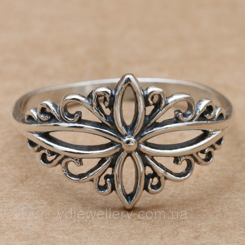 Срібна каблучка 42кю