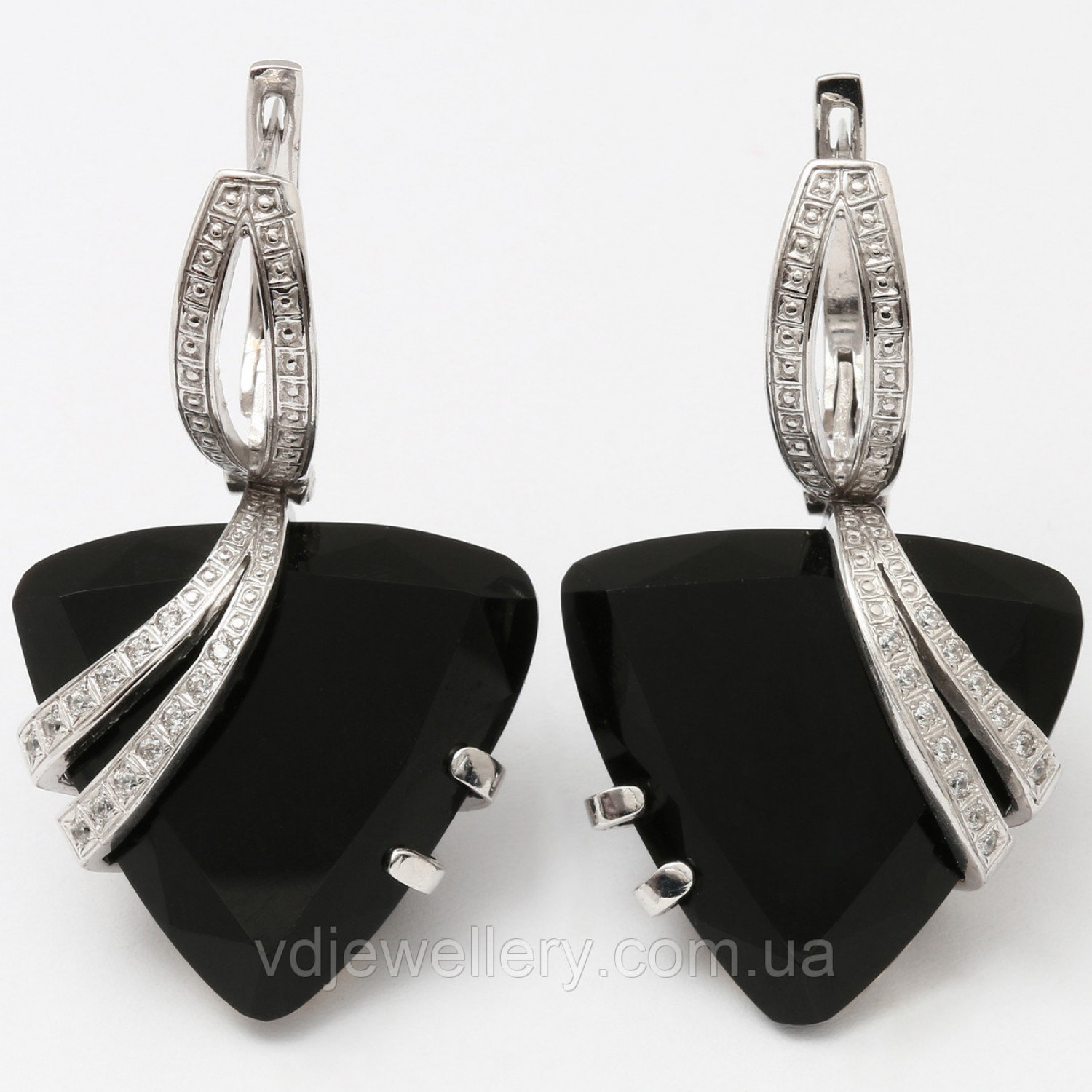 Жіночі срібні сережки з великим каменем 358кн