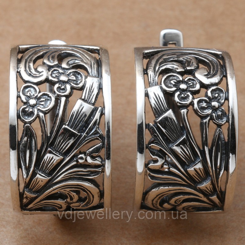 Серебряные серьги 461КН