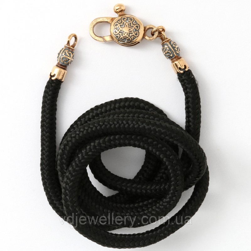 Серебряный позолоченный шнурок ТШ69