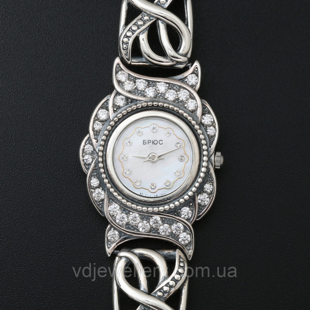 Женские серебряные часы 0528