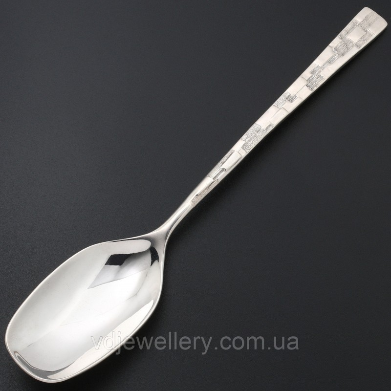 Серебряная ложка десертная 142ЛТ